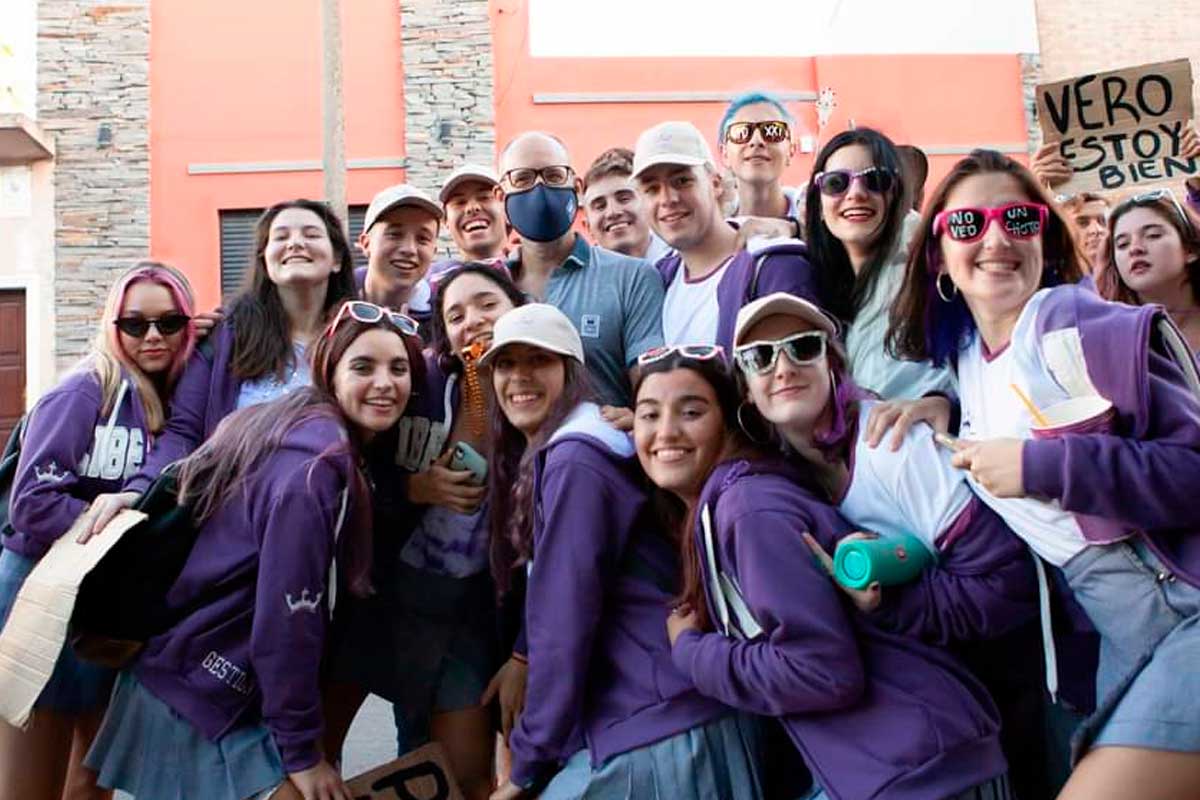 Fotos del nivel egresados colegio privado Libertas